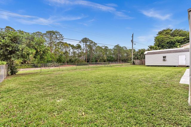 7313 Oakmont Drive, Lake Worth, FL 33467