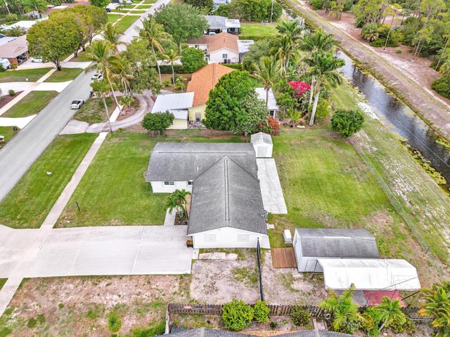 7313 Oakmont Drive, Lake Worth, FL 33467
