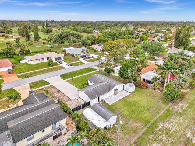 7313 Oakmont Drive, Lake Worth, FL 33467