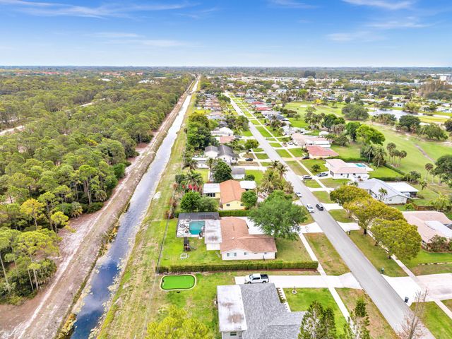 7313 Oakmont Drive, Lake Worth, FL 33467