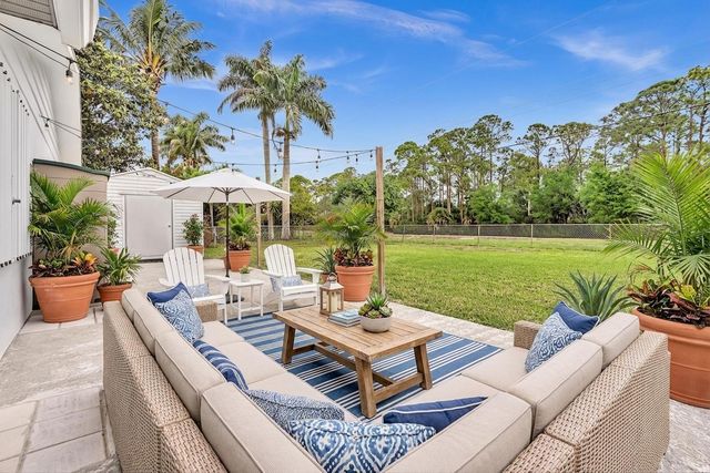 7313 Oakmont Drive, Lake Worth, FL 33467