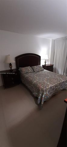 16909 N Bay Rd 914, Sunny Isles Beach, FL 33160