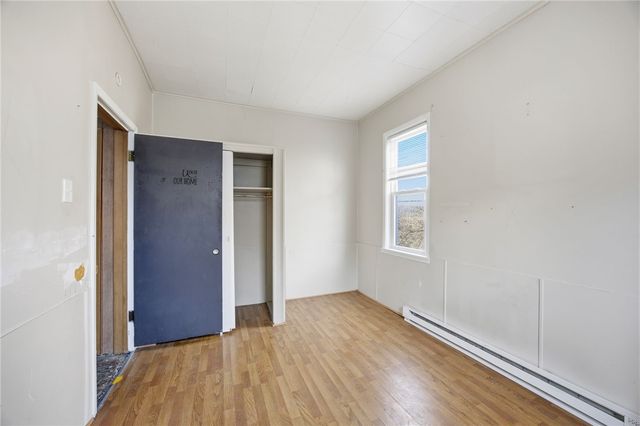 764 Mary St, Mckees Rocks, PA 15136