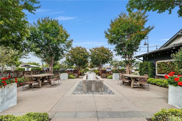 302 Fawn Street, Rancho Mission Viejo, CA 92694