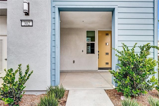 302 Fawn Street, Rancho Mission Viejo, CA 92694