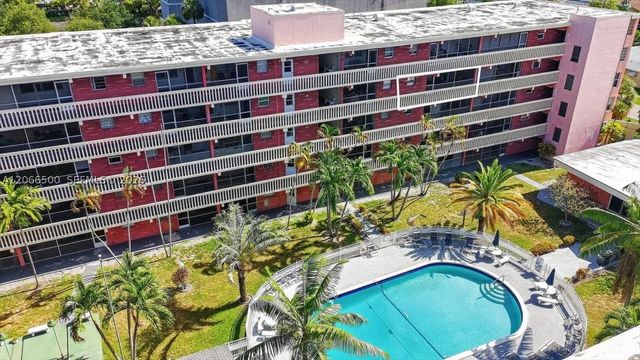 180 NE 12th Ave 11D, Hallandale Beach, FL 33009