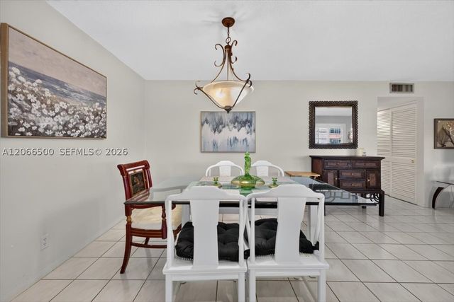 180 NE 12th Ave 11D, Hallandale Beach, FL 33009