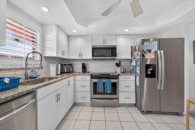 180 NE 12th Ave 11D, Hallandale Beach, FL 33009
