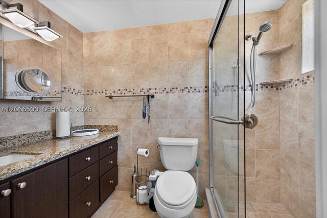 180 NE 12th Ave 11D, Hallandale Beach, FL 33009
