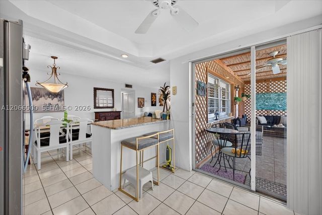 180 NE 12th Ave 11D, Hallandale Beach, FL 33009