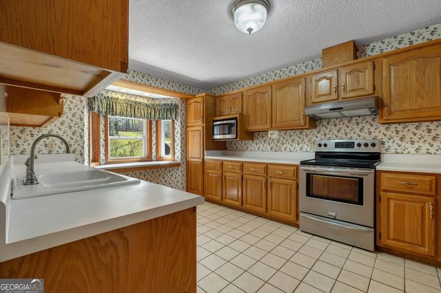 4103 Hadley Ferry Road, Cairo, GA 39828