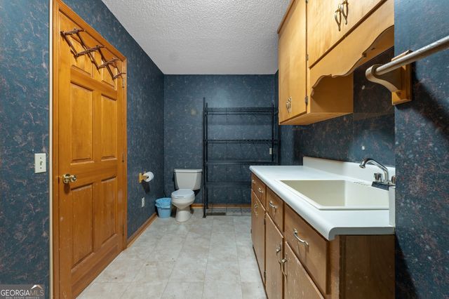 4103 Hadley Ferry Road, Cairo, GA 39828