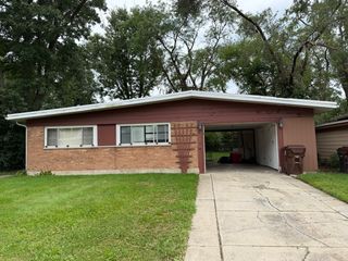 125 Algonquin Street, Park Forest, IL 60466