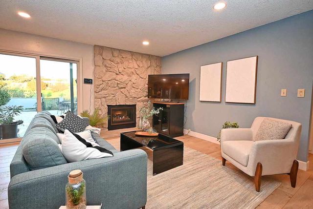 5474 5474 Troost Ct, Castro Valley, CA 94552