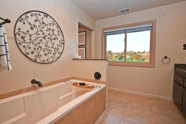 5474 5474 Troost Ct, Castro Valley, CA 94552