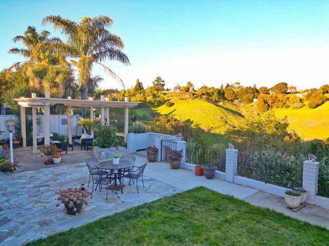 5474 5474 Troost Ct, Castro Valley, CA 94552