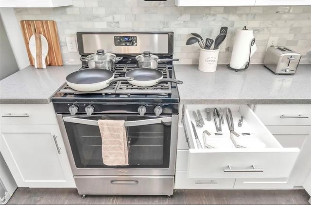 2817 Palm Street, Houston, TX 77004