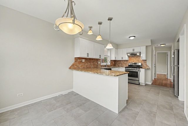 445 Luella Avenue, Calumet City, IL 60409