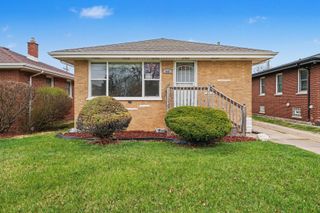 445 Luella Avenue, Calumet City, IL 60409