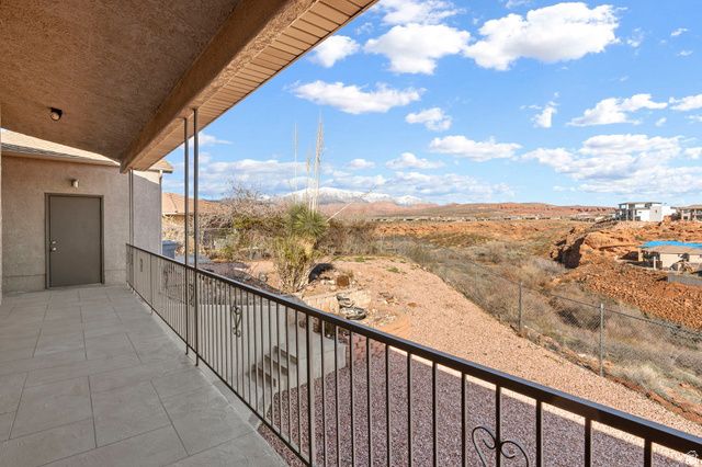 482 N QUAIL RIDGE DR, Washington, UT 84780