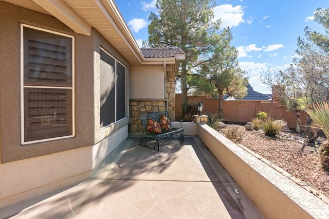 482 N QUAIL RIDGE DR, Washington, UT 84780