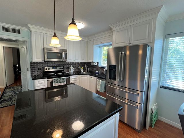 181 FARNHAM H 181, Deerfield Beach, FL 33442