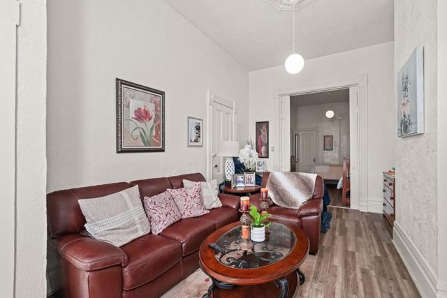 2619 Folsom Street, San Francisco, CA 94110