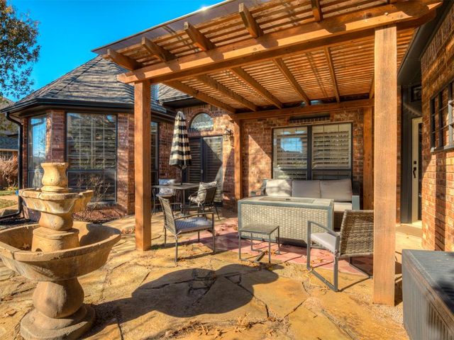 10040 Millspaugh Way, Yukon, OK 73099