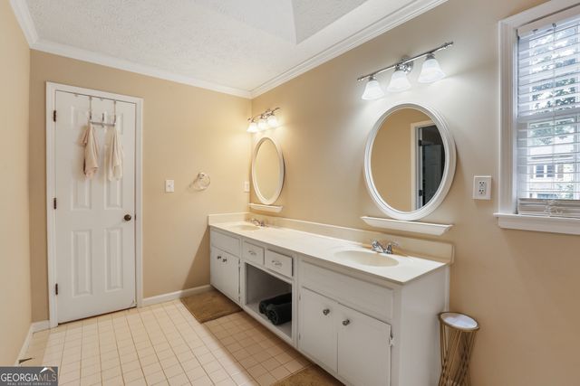 1575 Thoreau Drive, Suwanee, GA 30024