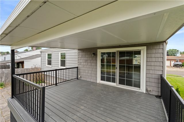47 West Toulon Drive, Cheektowaga, NY 14227