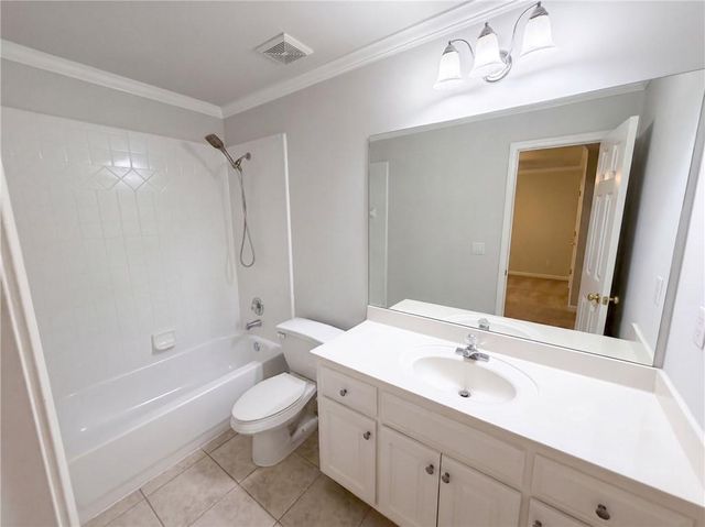 1093 Hidden Spirit Trail, Lawrenceville, GA 30045