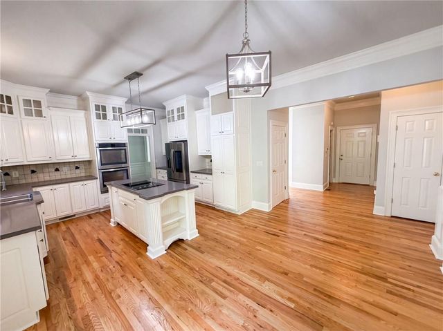 1093 Hidden Spirit Trail, Lawrenceville, GA 30045