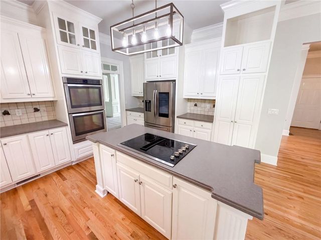 1093 Hidden Spirit Trail, Lawrenceville, GA 30045