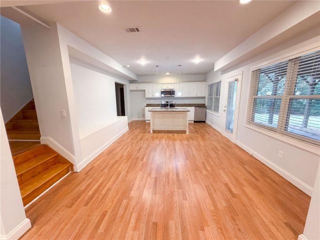 1093 Hidden Spirit Trail, Lawrenceville, GA 30045