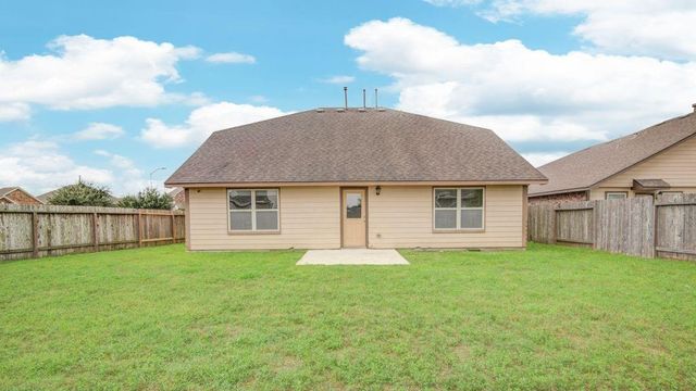 9919 Shimmering Lakes Drive, Rosharon, TX 77583