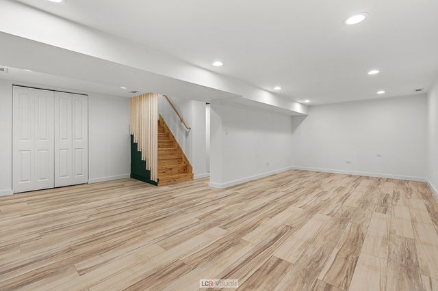 11055 S Avenue C, Chicago, IL 60617