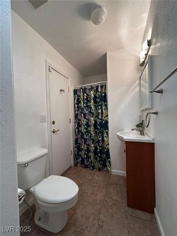 2481 East Falcon Street, Pahrump, NV 89048