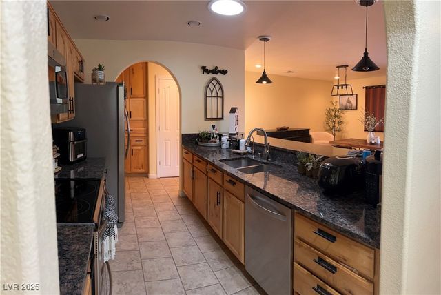 2481 East Falcon Street, Pahrump, NV 89048