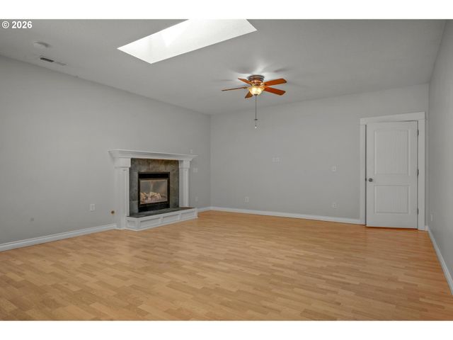 6720 LARSON Ave, West Linn, OR 97068