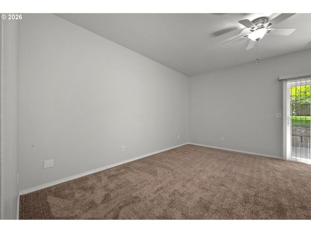 6720 LARSON Ave, West Linn, OR 97068