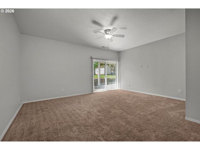 6720 LARSON Ave, West Linn, OR 97068