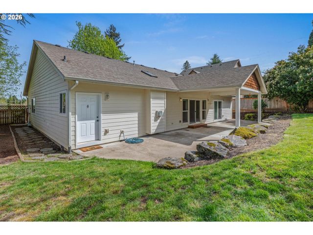 6720 LARSON Ave, West Linn, OR 97068