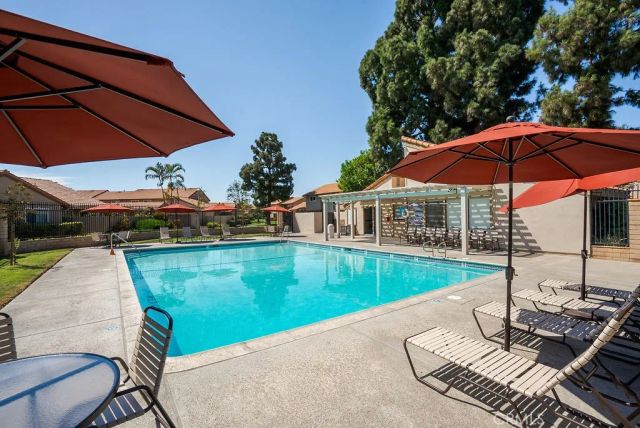 10525 Royal Oak, Stanton, CA 90680