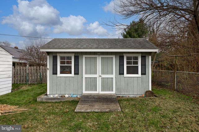 202 ELIZABETH DR, Lancaster, PA 17601