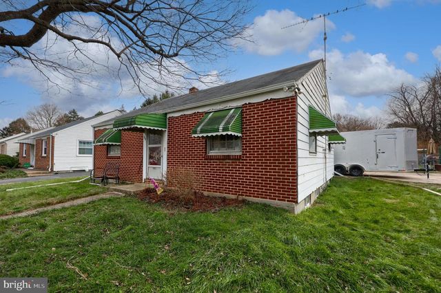 202 ELIZABETH DR, Lancaster, PA 17601
