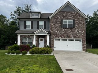 717 Monarchos Bnd, Burns, TN 37029