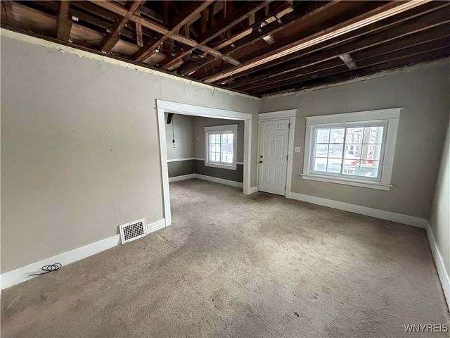 30 Enola Avenue, Tonawanda, NY 14217