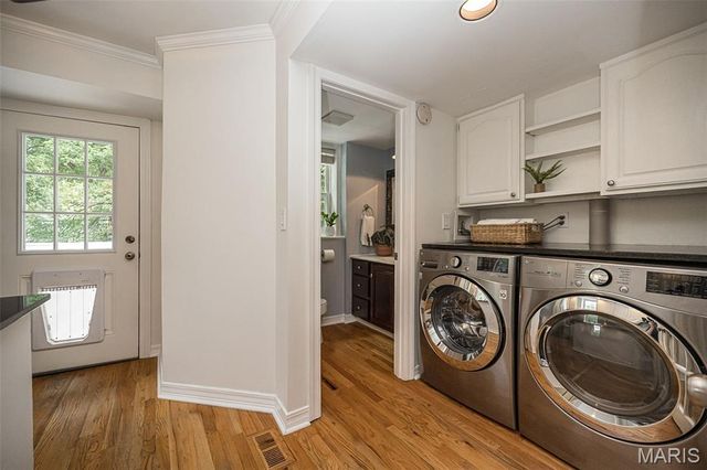 984 N Woodlawn Avenue, Kirkwood, MO 63122