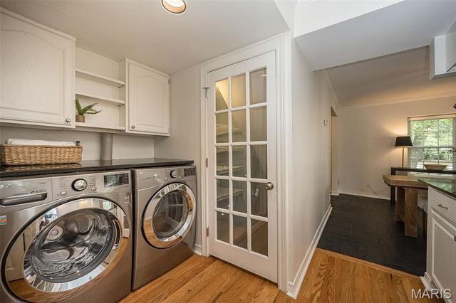 984 N Woodlawn Avenue, Kirkwood, MO 63122