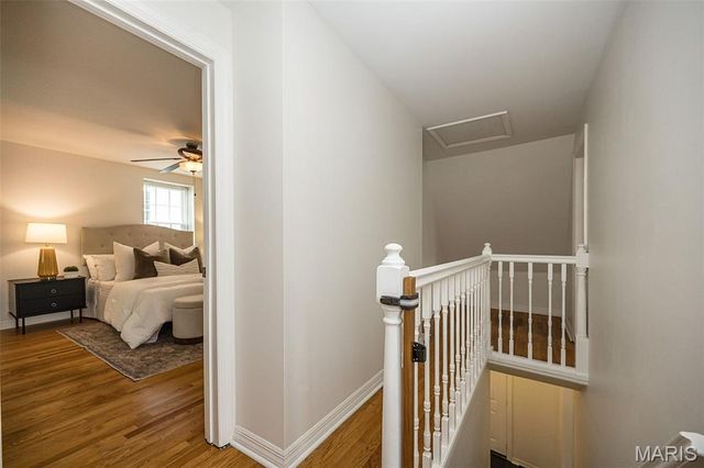 984 N Woodlawn Avenue, Kirkwood, MO 63122